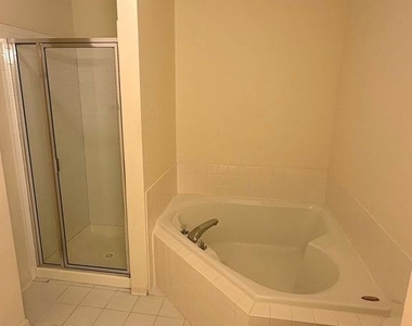 2664 Manhattan Place - Photo Thumbnail 16