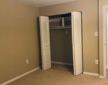 11723 Karbon Hill Court - Photo Thumbnail 45