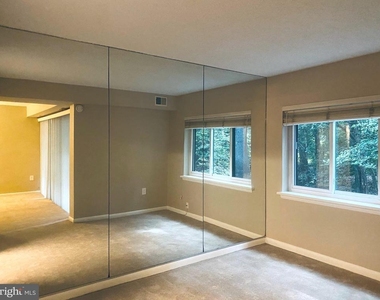 11723 Karbon Hill Court - Photo Thumbnail 22