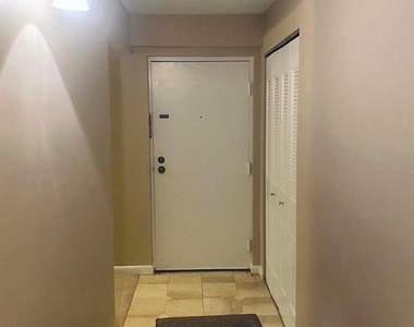 11723 Karbon Hill Court - Photo Thumbnail 7