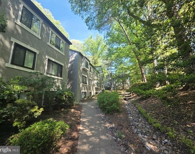 11723 Karbon Hill Court - Photo Thumbnail 1