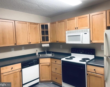 11723 Karbon Hill Court - Photo Thumbnail 25