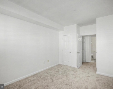 2711 Bellforest Court - Photo Thumbnail 25
