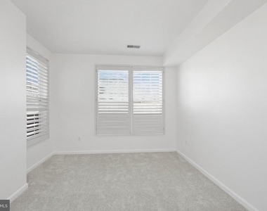 2711 Bellforest Court - Photo Thumbnail 23