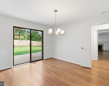 6294 Dunaway Court - Photo Thumbnail 8