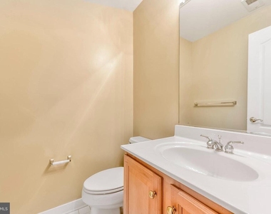 8105 Quinn Terrace - Photo Thumbnail 4