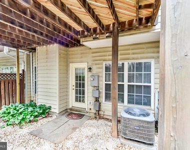 8105 Quinn Terrace - Photo Thumbnail 21