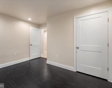 9036 Jeffery Road - Photo Thumbnail 23