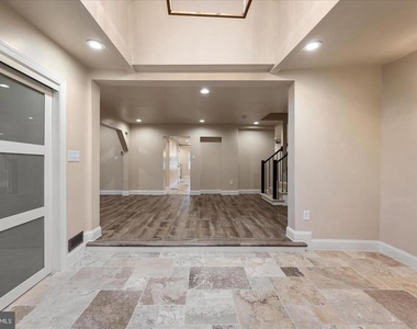 9036 Jeffery Road - Photo Thumbnail 6