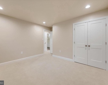 9036 Jeffery Road - Photo Thumbnail 30