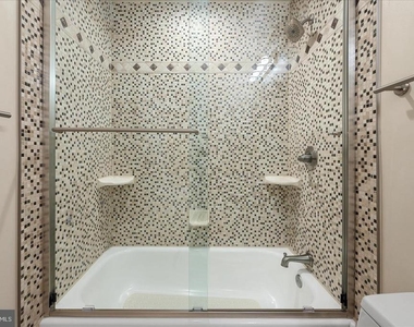 9036 Jeffery Road - Photo Thumbnail 28