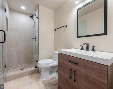 9036 Jeffery Road - Photo Thumbnail 24
