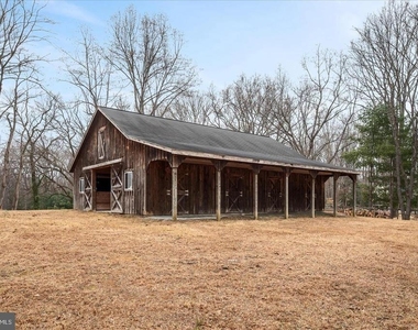 9036 Jeffery Road - Photo Thumbnail 45
