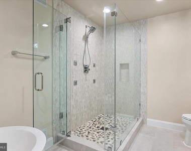 9036 Jeffery Road - Photo Thumbnail 42
