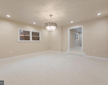 9036 Jeffery Road - Photo Thumbnail 36
