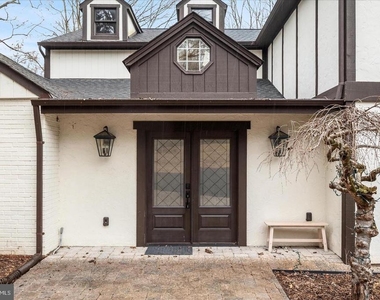 9036 Jeffery Road - Photo Thumbnail 3