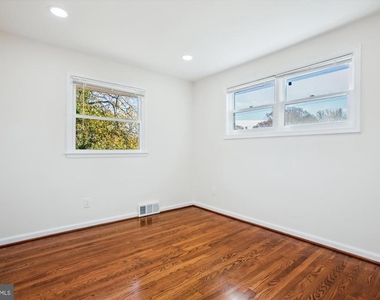 5201 Montgomery Street - Photo Thumbnail 12