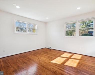 5201 Montgomery Street - Photo Thumbnail 9