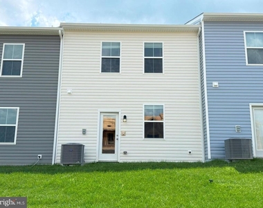 117 Nootka Way - Photo Thumbnail 10