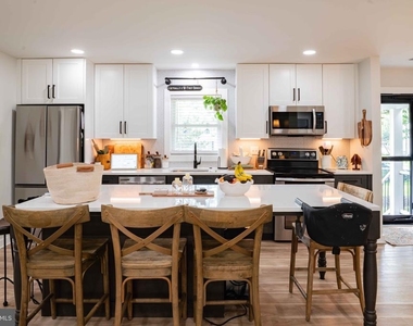 301 N Duey Road - Photo Thumbnail 4
