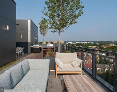 1055 N Fairfax Street - Photo Thumbnail 52