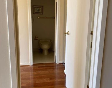 1530 Key Boulevard - Photo Thumbnail 7