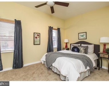 856 N 20th Street - Photo Thumbnail 17