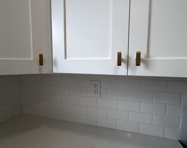 3628 Genesee Drive - Photo Thumbnail 16