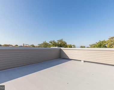 2410 W Master Street - Photo Thumbnail 18