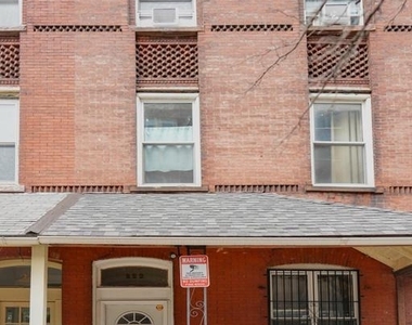 222 S 43rd Street - Photo Thumbnail 1
