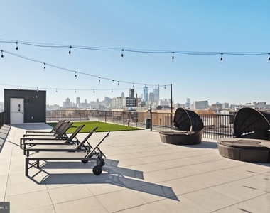 720 W Thompson Street - Photo Thumbnail 27