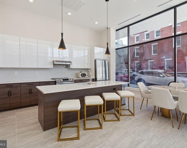 720 W Thompson Street - Photo Thumbnail 25