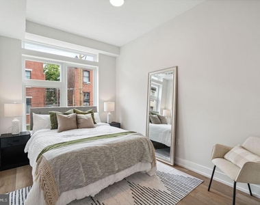 720 W Thompson Street - Photo Thumbnail 14