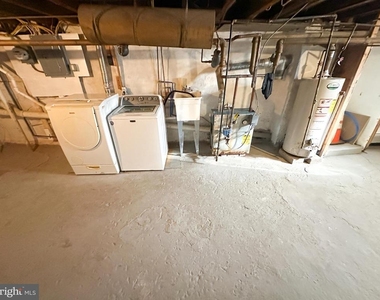 1867 E Wensley Street - Photo Thumbnail 16