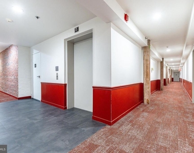 303 Vine Street - Photo Thumbnail 15
