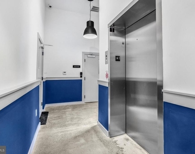 689 N Broad Street - Photo Thumbnail 13