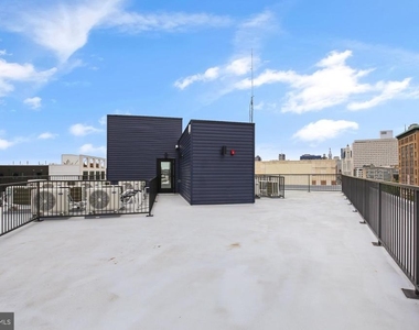689 N Broad Street - Photo Thumbnail 21
