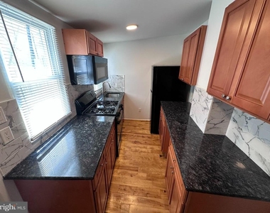 2229 E Ann Street - Photo Thumbnail 6