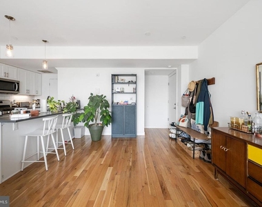 2012 Frankford Avenue - Photo Thumbnail 2