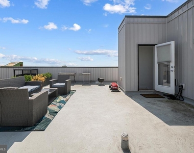 2012 Frankford Avenue - Photo Thumbnail 12