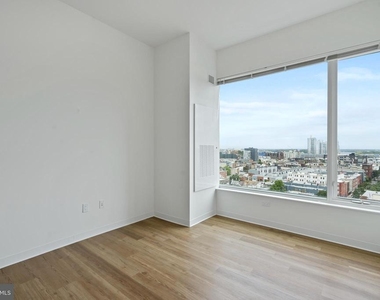 569 N 5th Street - Photo Thumbnail 10