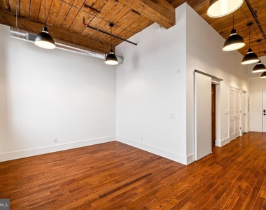 1801 N Howard Street - Photo Thumbnail 16