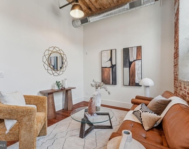 1801 N Howard Street - Photo Thumbnail 2