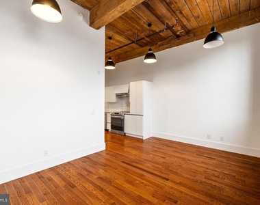 1801 N Howard Street - Photo Thumbnail 11