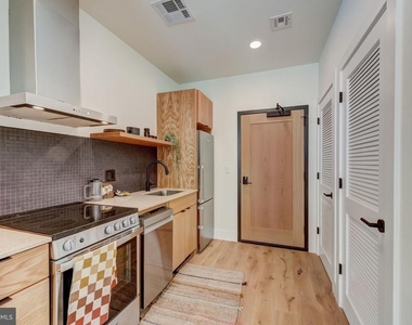 1701 N 2nd Street - Photo Thumbnail 6