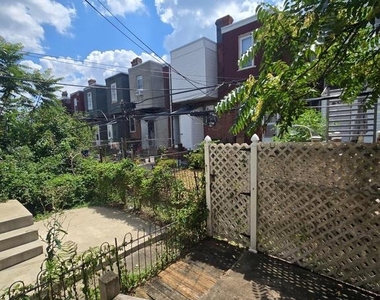 5630 Addison Street - Photo Thumbnail 21