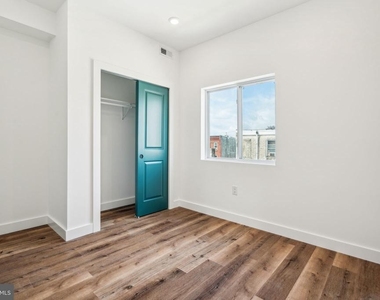 2616 N 11th Street - Photo Thumbnail 11
