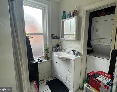 226 S 45th Street - Photo Thumbnail 17