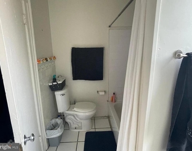 226 S 45th Street - Photo Thumbnail 13