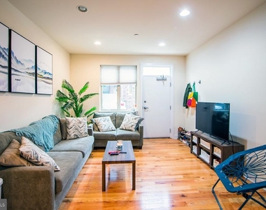 1242 Point Breeze Avenue - Photo Thumbnail 2